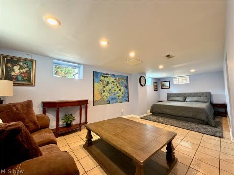 4515 Pershing Avenue Parma OH 44134