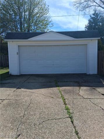 388 E 330th Street Willowick OH 44095