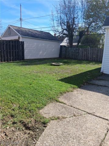 388 E 330th Street Willowick OH 44095