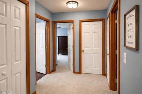 5856 Ridgeview Boulevard North Ridgeville OH 44039