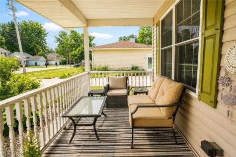 5856 Ridgeview Boulevard North Ridgeville OH 44039