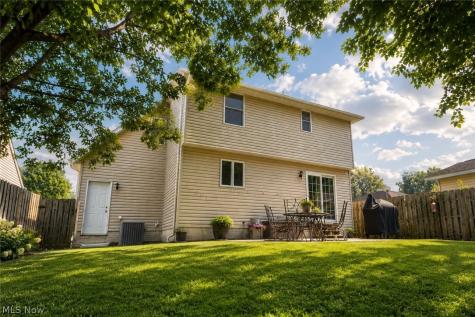 5856 Ridgeview Boulevard North Ridgeville OH 44039
