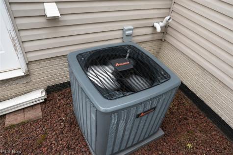 5856 Ridgeview Boulevard North Ridgeville OH 44039
