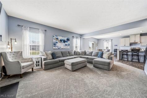 2069 Canterbury Drive Willoughby OH 44094