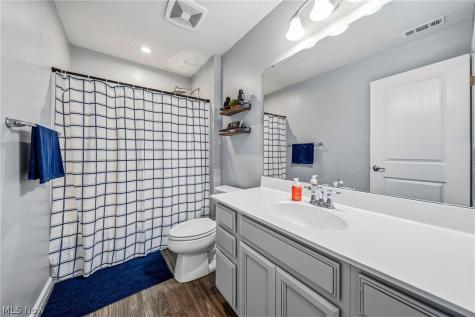 2069 Canterbury Drive Willoughby OH 44094