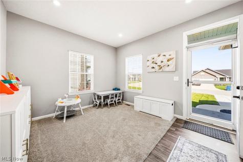 2069 Canterbury Drive Willoughby OH 44094