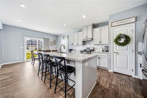 2069 Canterbury Drive Willoughby OH 44094