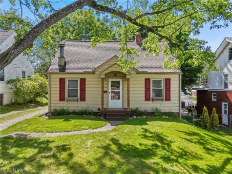 142 Canton Road Akron OH 44312