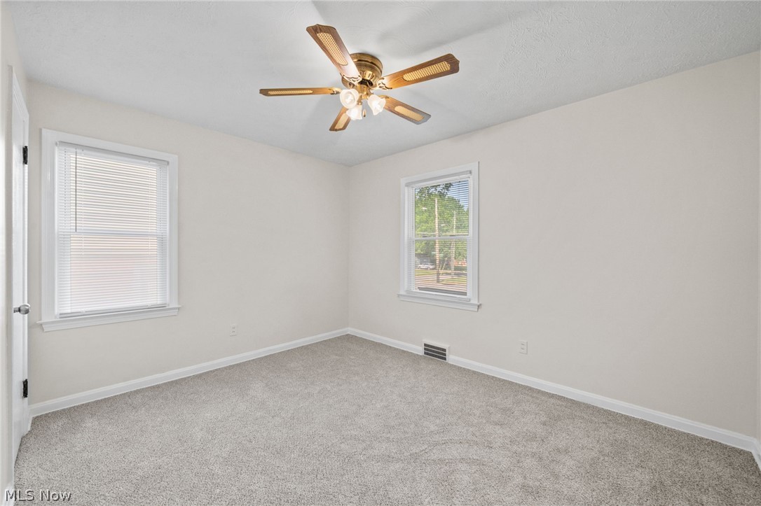 142 Canton Road Akron OH 44312