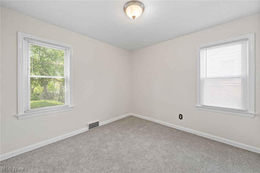 142 Canton Road Akron OH 44312