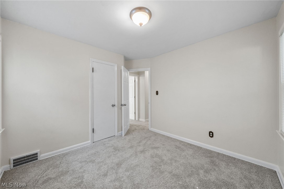 142 Canton Road Akron OH 44312