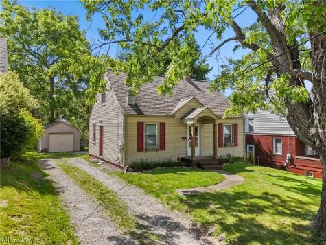142 Canton Road Akron OH 44312