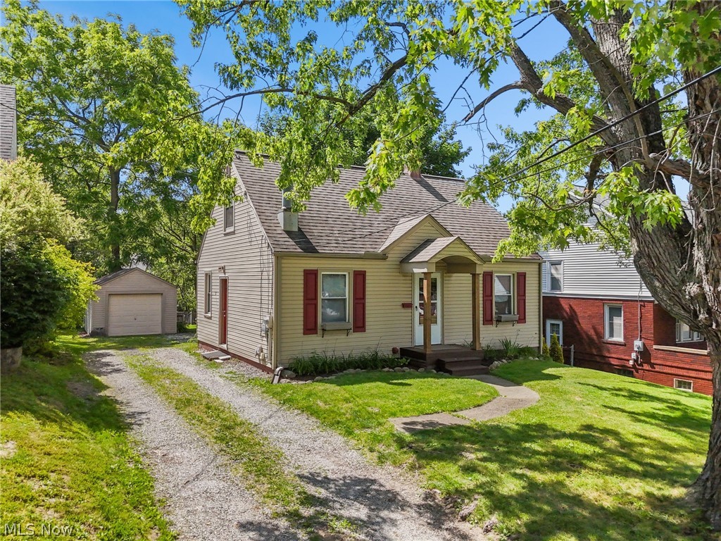142 Canton Road Akron OH 44312