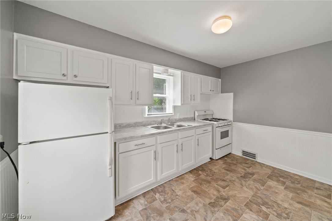 142 Canton Road Akron OH 44312