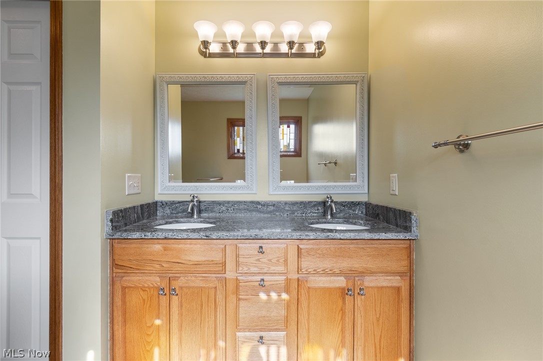 477 Catawba Drive Wadsworth OH 44281