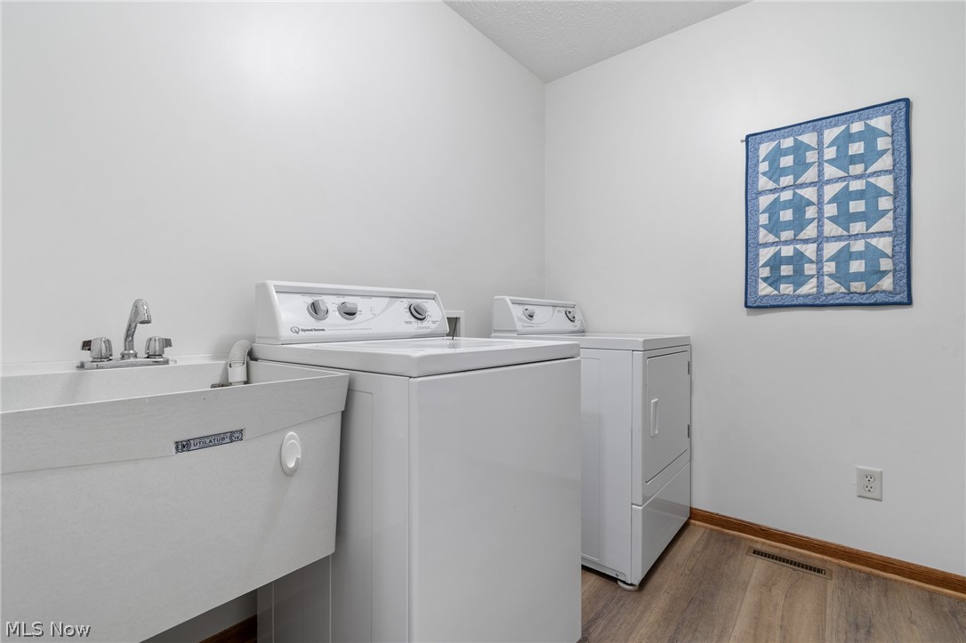 477 Catawba Drive Wadsworth OH 44281