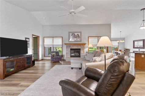 477 Catawba Drive Wadsworth OH 44281