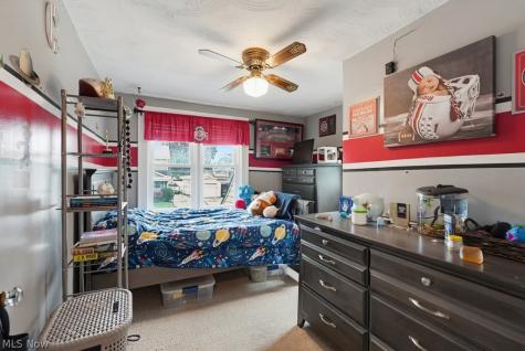 1298 Neptune Avenue Akron OH 44301