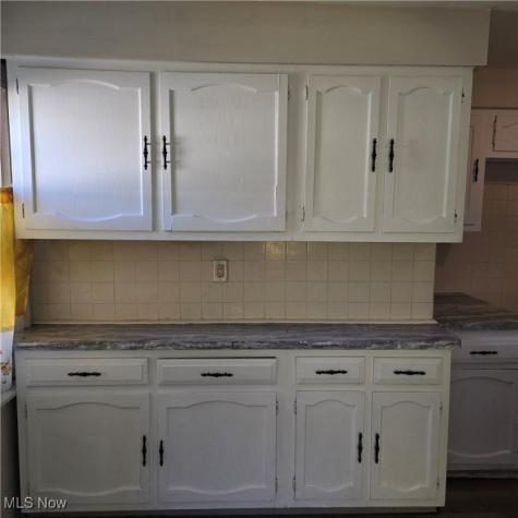 17111 Ridgeton Drive Cleveland OH 44128