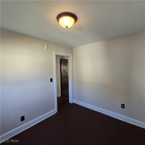 17111 Ridgeton Drive Cleveland OH 44128