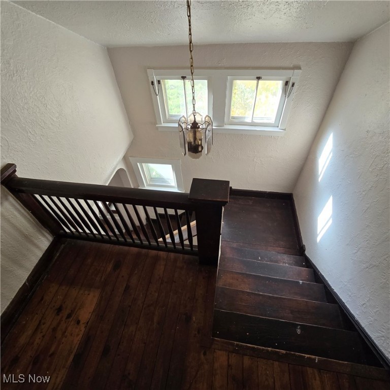 17111 Ridgeton Drive Cleveland OH 44128