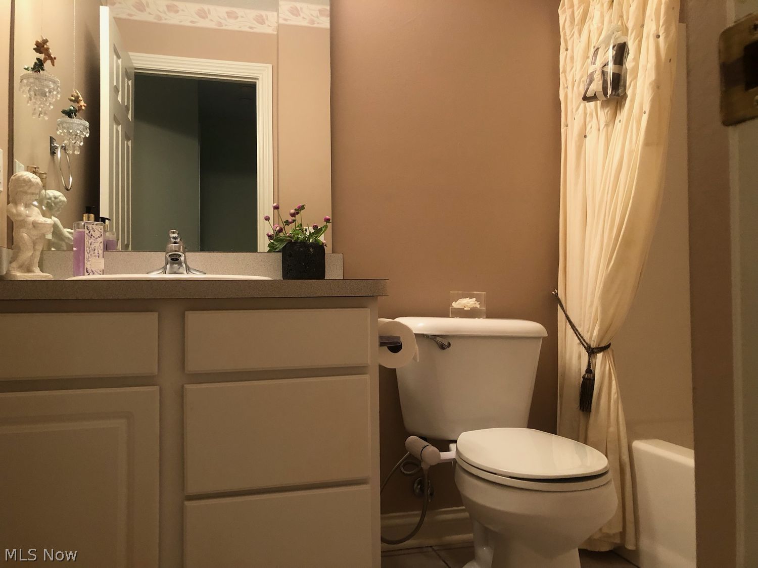 12193 Nutmeg Lane North Royalton OH 44133