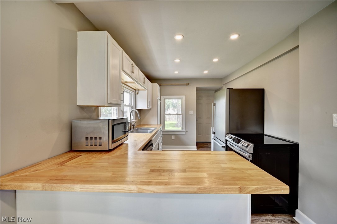 1624 Breiding Road Akron OH 44310