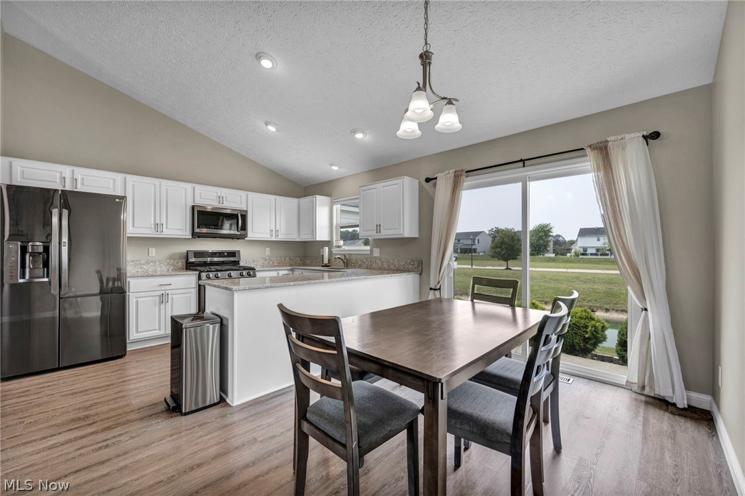 6108 Greenview Trail North Ridgeville OH 44039
