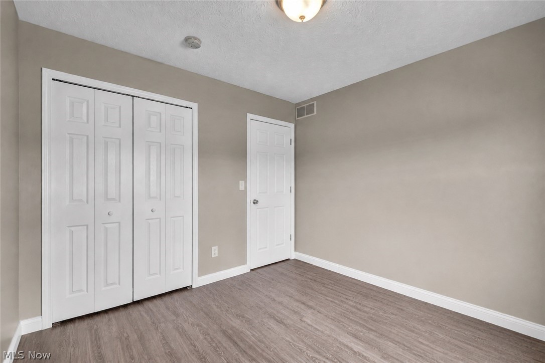 6108 Greenview Trail North Ridgeville OH 44039
