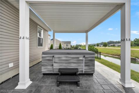 6108 Greenview Trail North Ridgeville OH 44039
