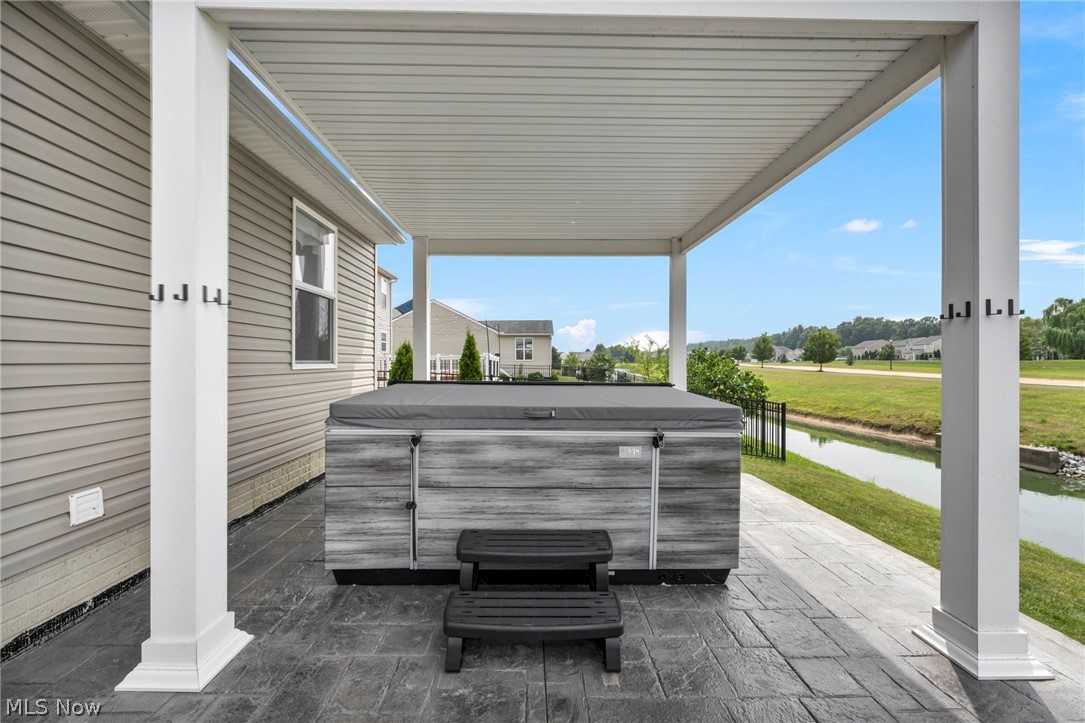 6108 Greenview Trail North Ridgeville OH 44039