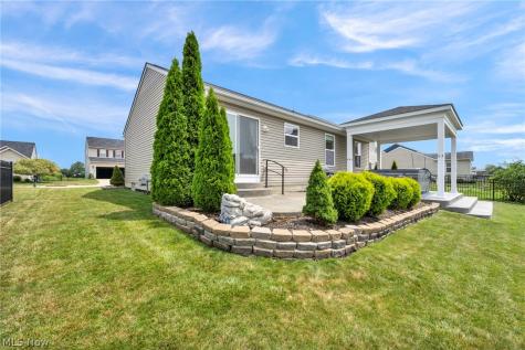 6108 Greenview Trail North Ridgeville OH 44039