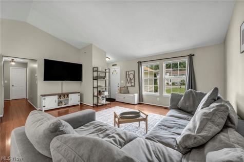 6302 Ridgeview Boulevard North Ridgeville OH 44039