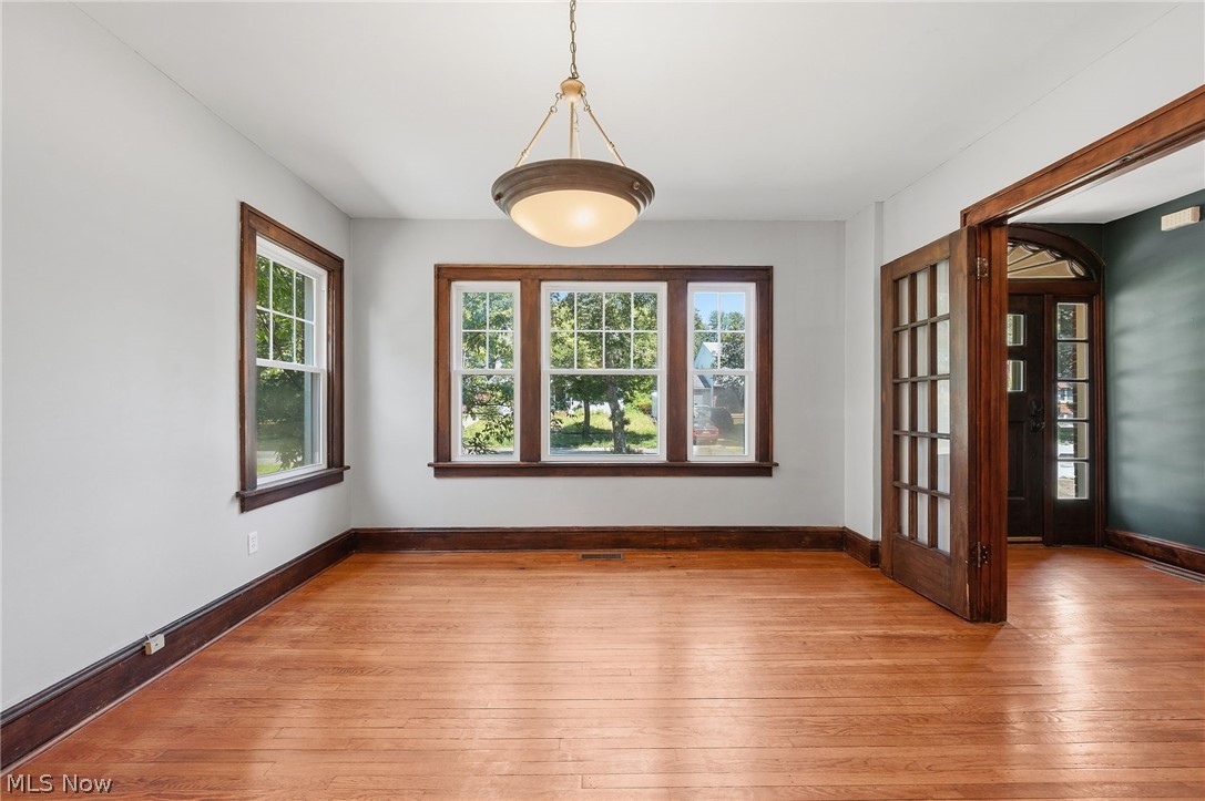 1258 Delia Avenue Akron OH 44320