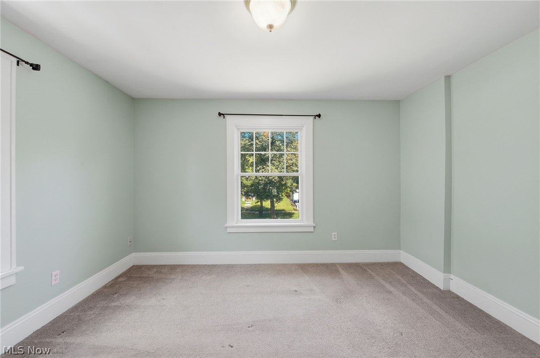 1258 Delia Avenue Akron OH 44320