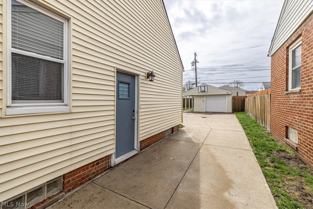 3111 Tuxedo Avenue Parma OH 44134