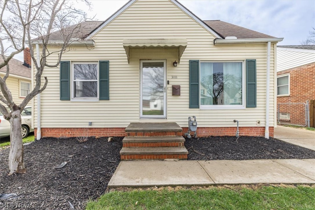 3111 Tuxedo Avenue Parma OH 44134