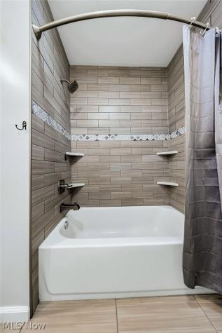 16251 River Street NE Alliance OH 44601