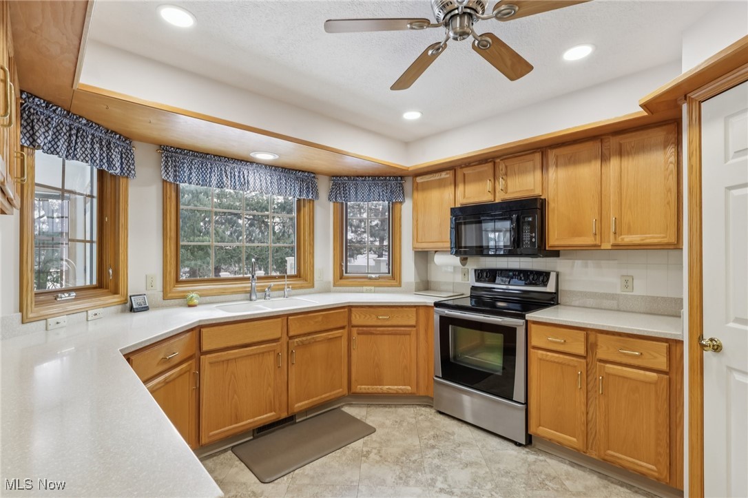 2368 Vixen Street NW North Canton OH 44720