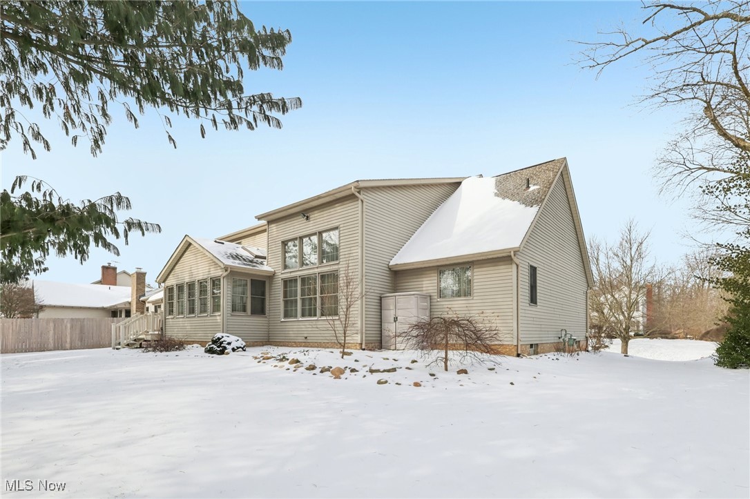 2368 Vixen Street NW North Canton OH 44720