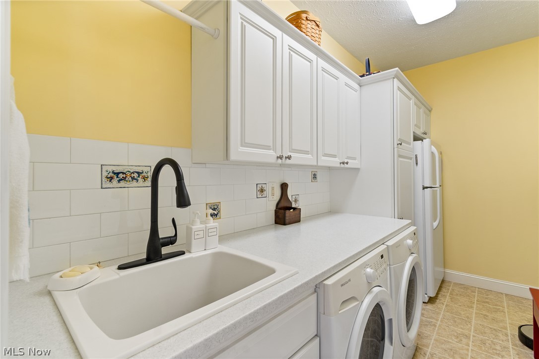 1829 Swanhurst Circle NE North Canton OH 44720