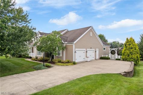 1829 Swanhurst Circle NE North Canton OH 44720