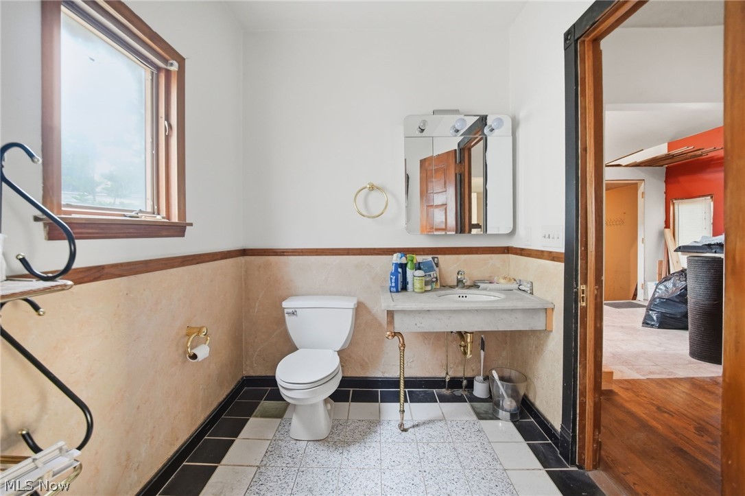 3622 Denison Avenue Cleveland OH 44109