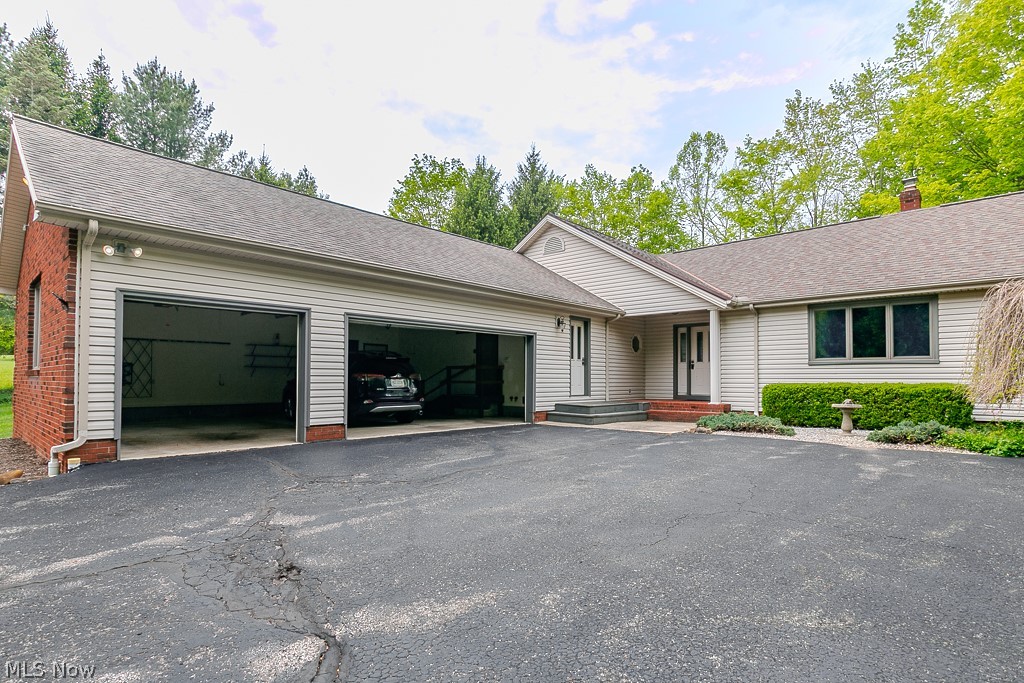 11530 Blackberry Lane Chesterland OH 44026