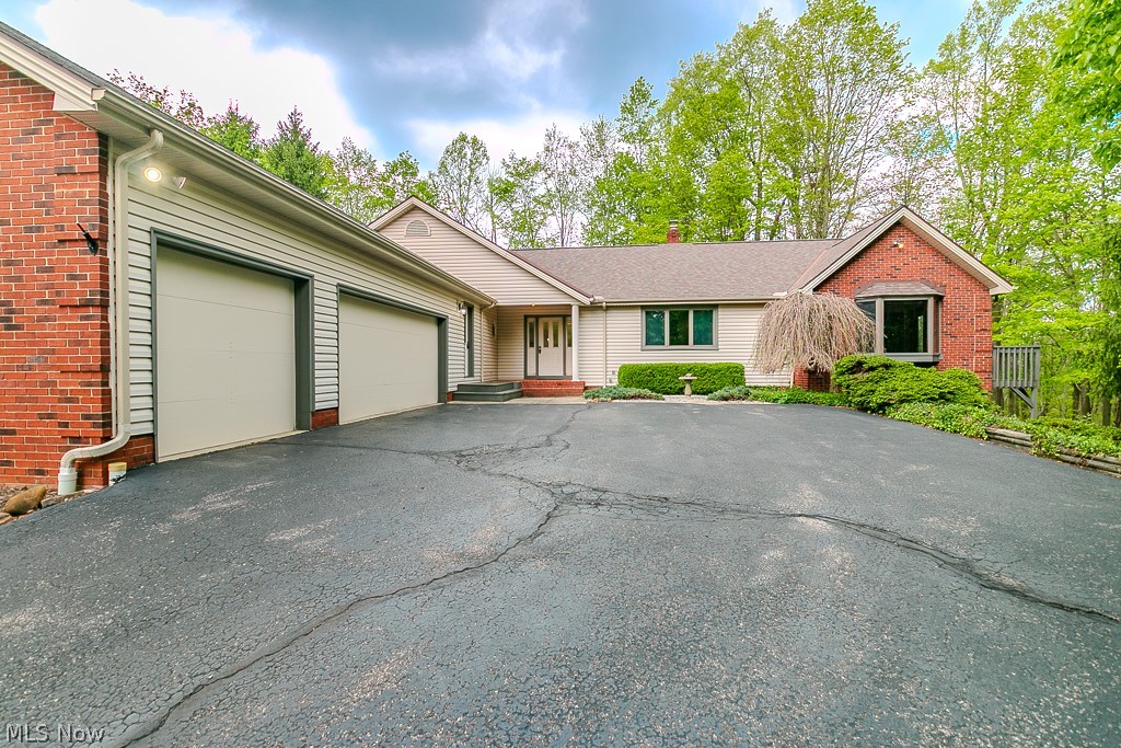 11530 Blackberry Lane Chesterland OH 44026