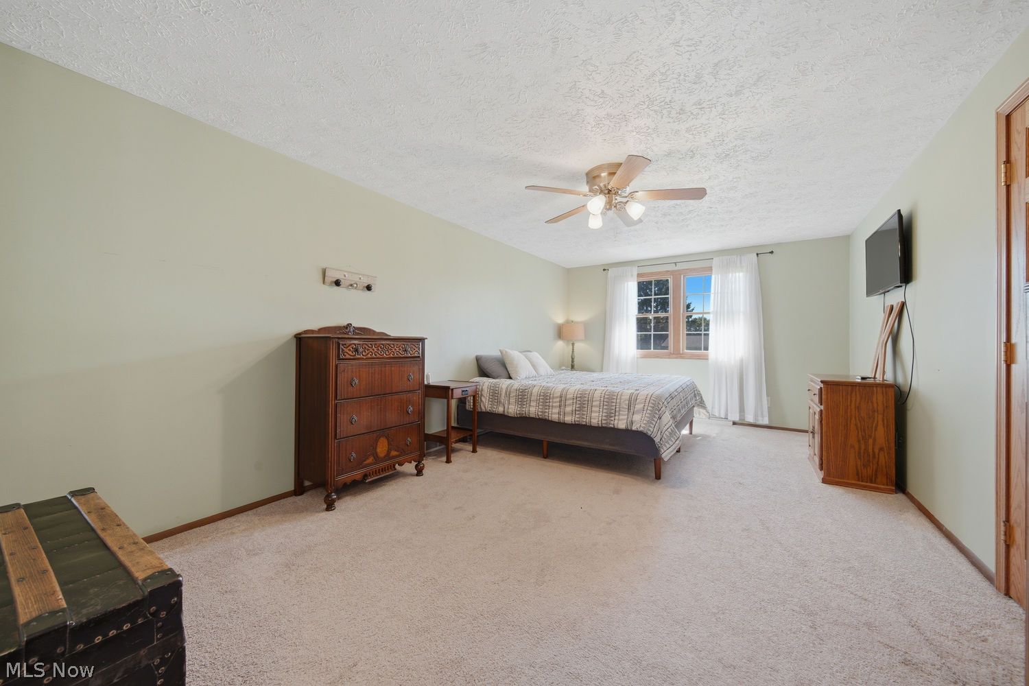 5670 Vantage Hill Avenue NW Massillon OH 44646