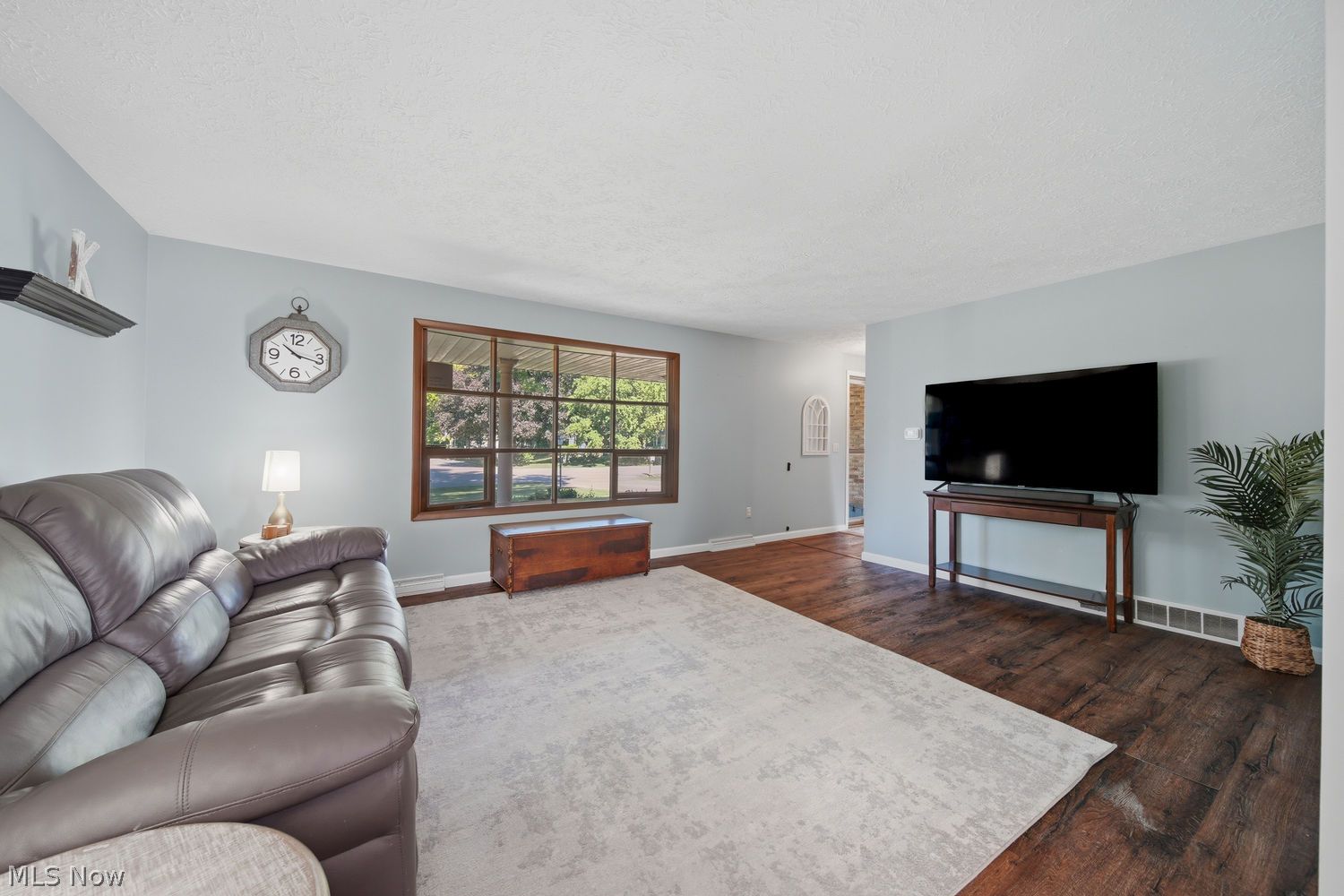 5670 Vantage Hill Avenue NW Massillon OH 44646
