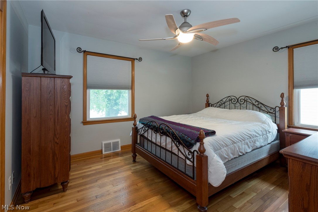 5042 N Barton Road Lyndhurst OH 44124