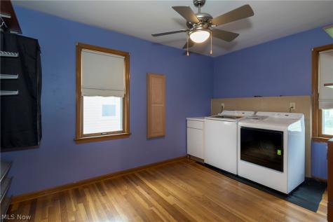 5042 N Barton Road Lyndhurst OH 44124