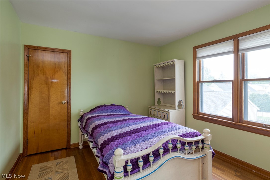 5042 N Barton Road Lyndhurst OH 44124